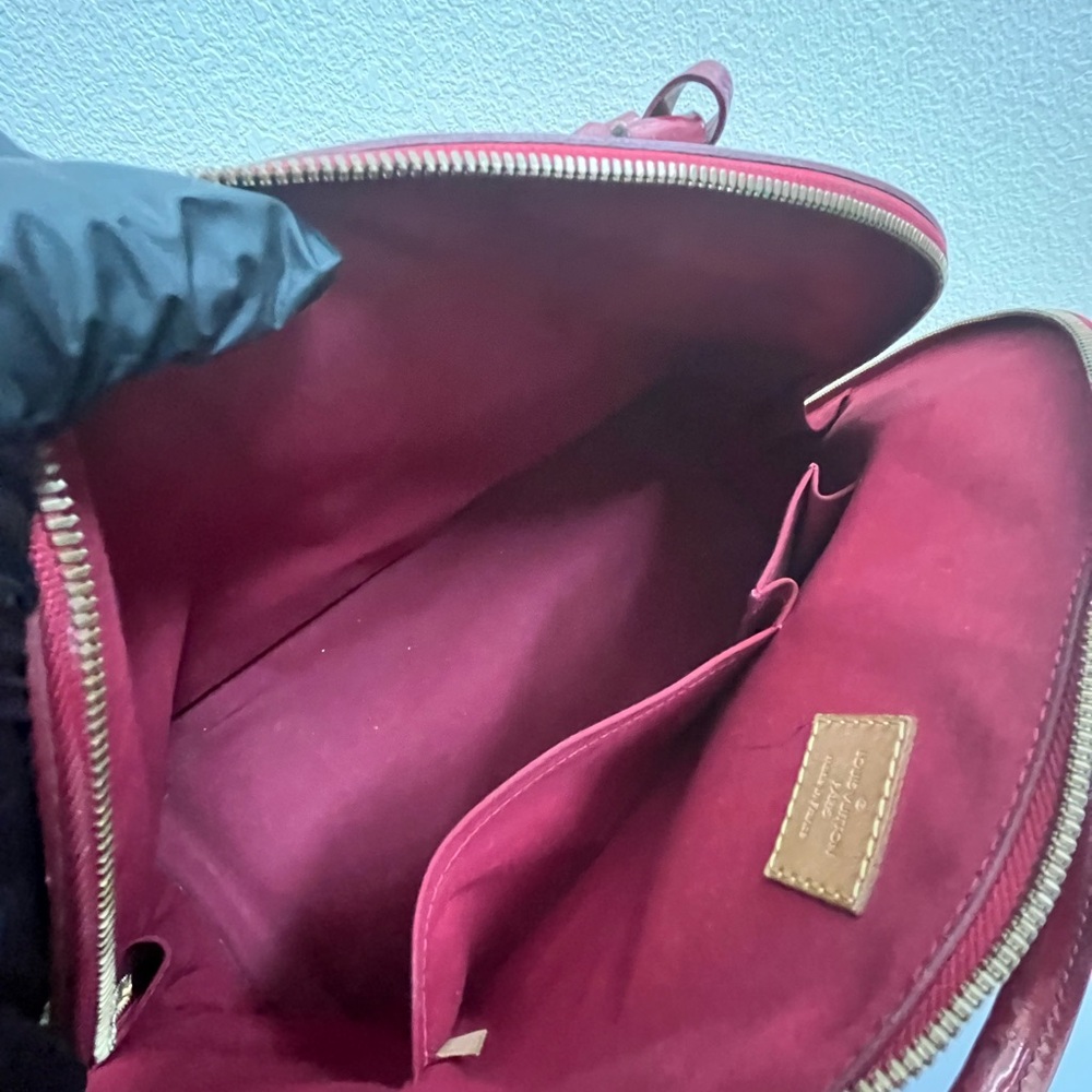 Louis Vuitton Glossy Red Satchel - Picture 14 of 14